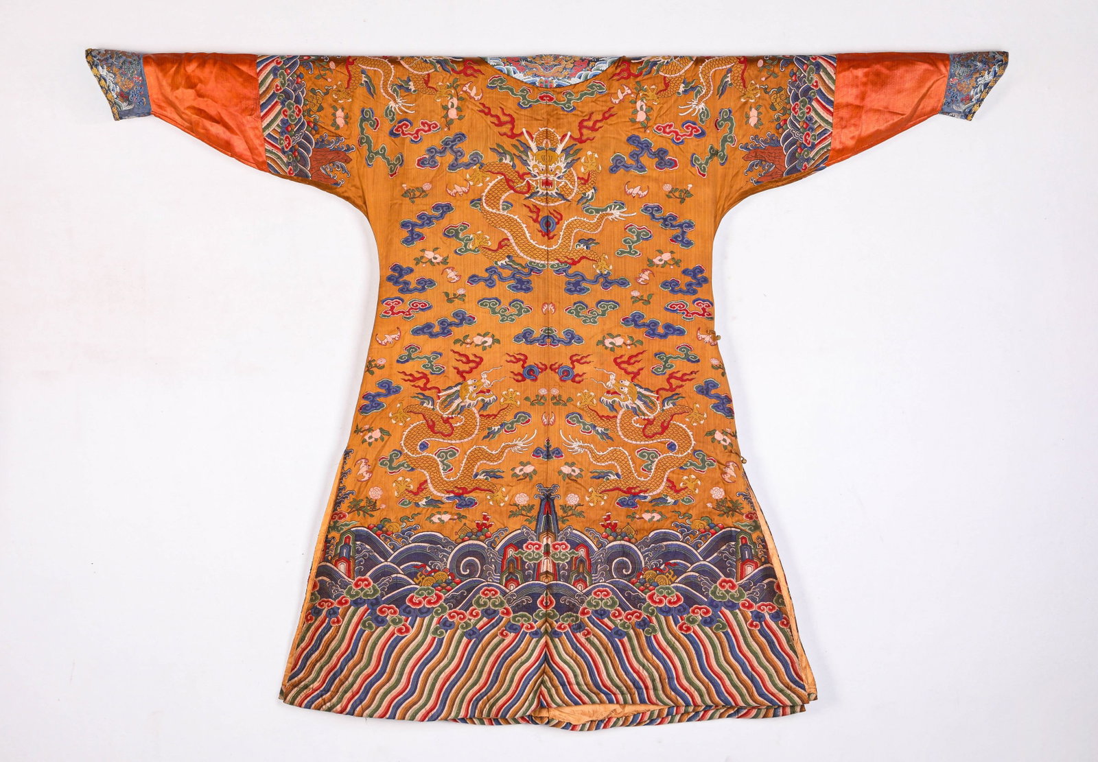 A 'Dragon' Robe - 7
