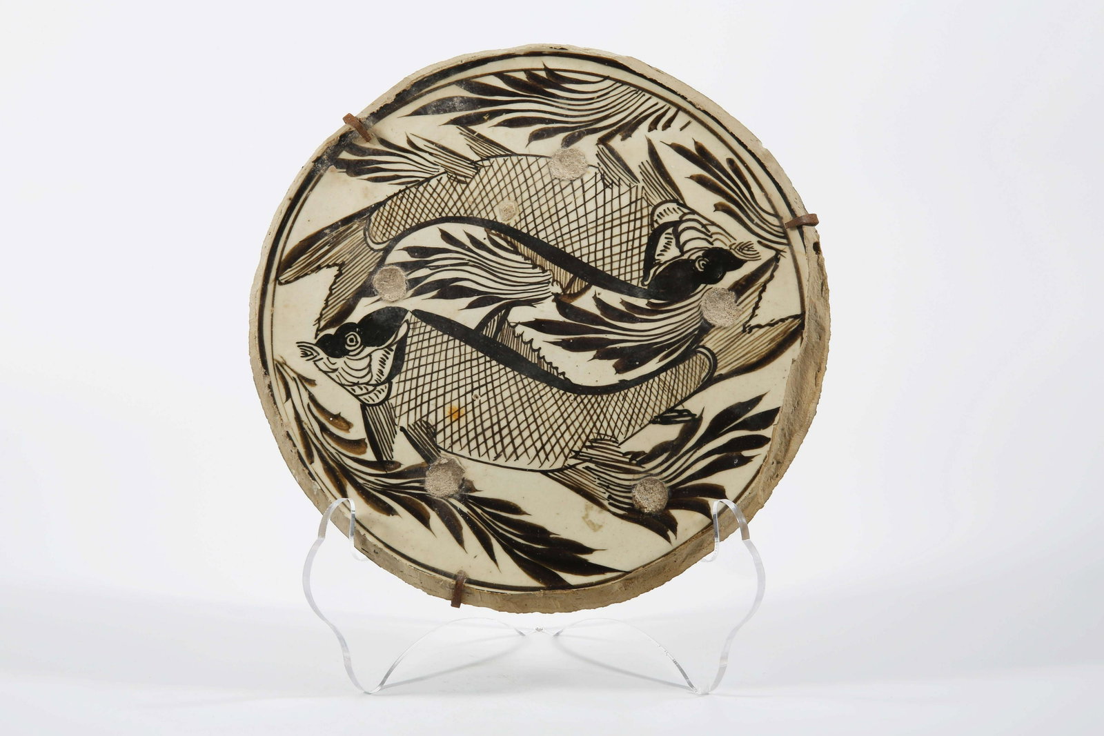 Basin Bottom with Fish and Water Plants Design, Cizhou Kiln: D: 26.5cm