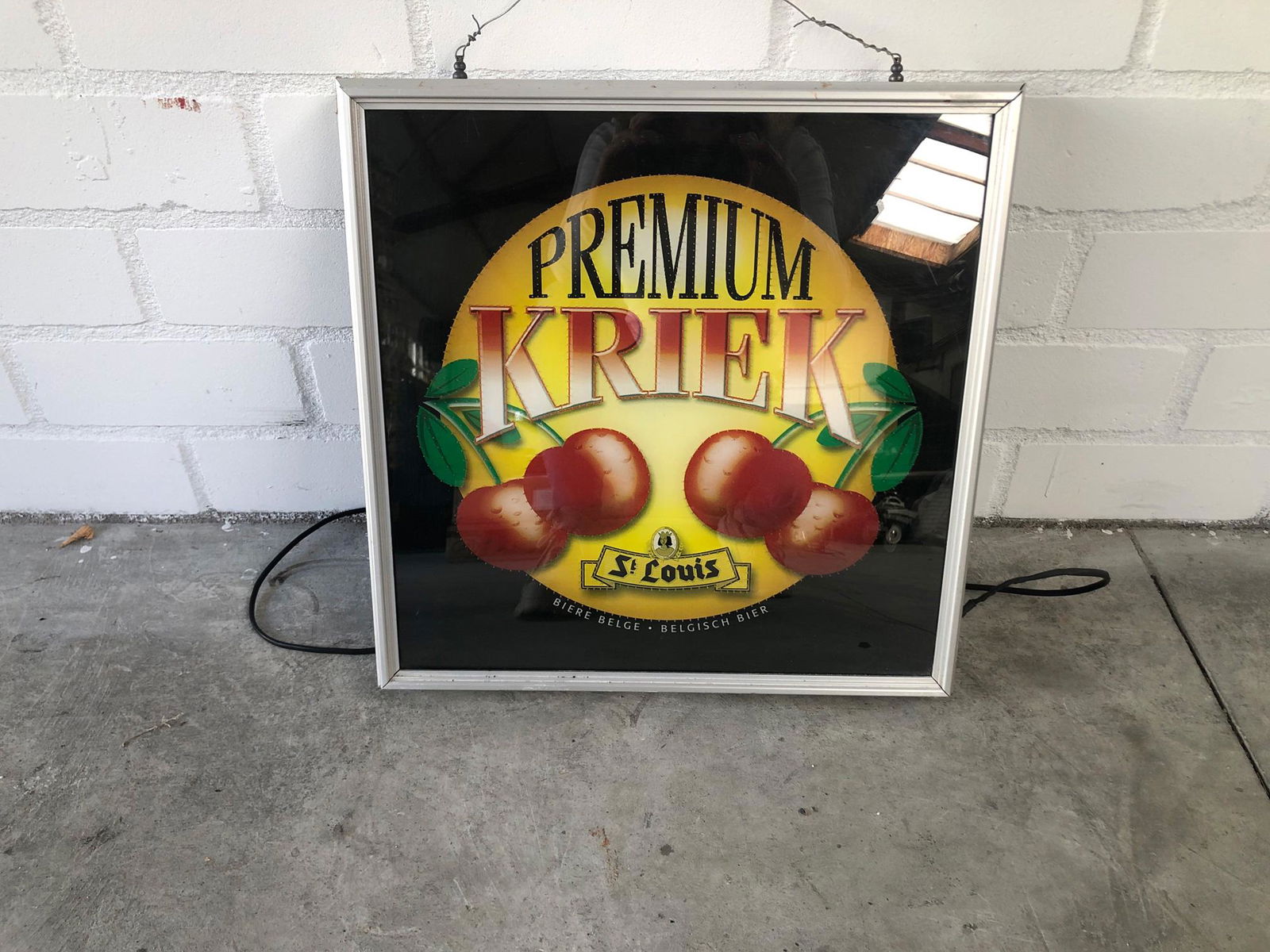 Light Up Sign St. Louis Premium Kriek (1 of 3)