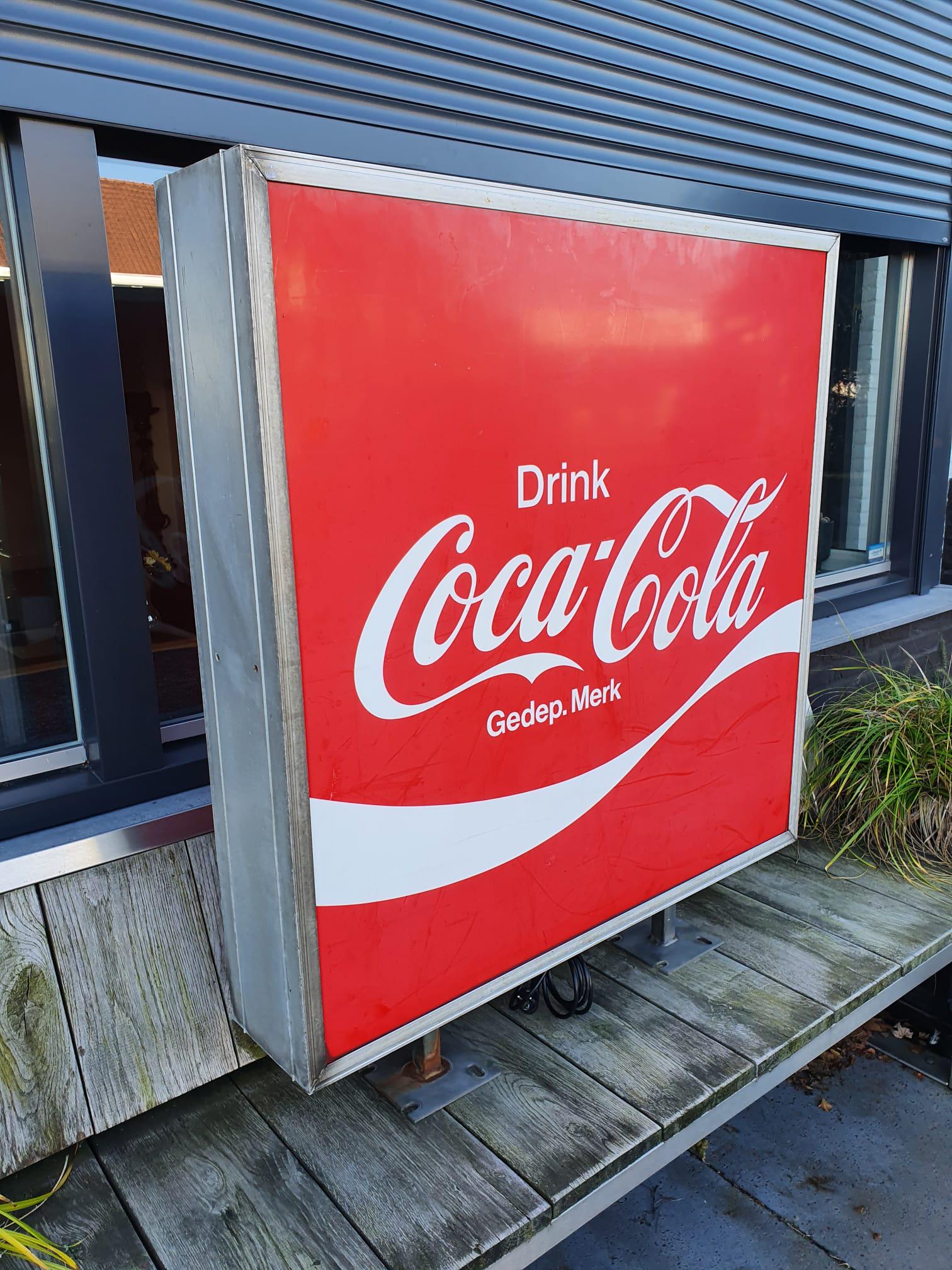 Coca-Cola Double-sided Light Up Sign (1 of 7)