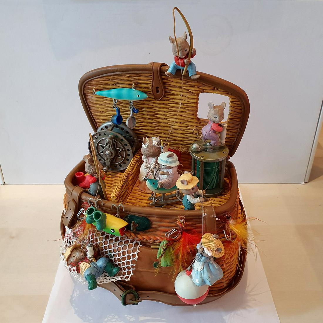 1990 Enesco "Gone Fishing" Deluxe Multi-Action Music Box (1 of 5)