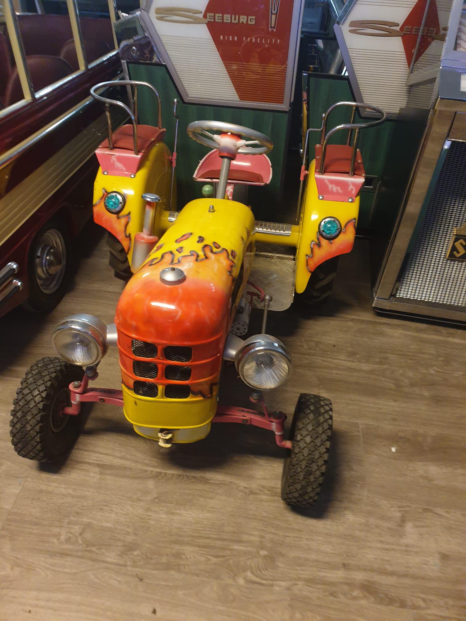 1969 Autopede Carousel Fahr Tractor (1 of 10)