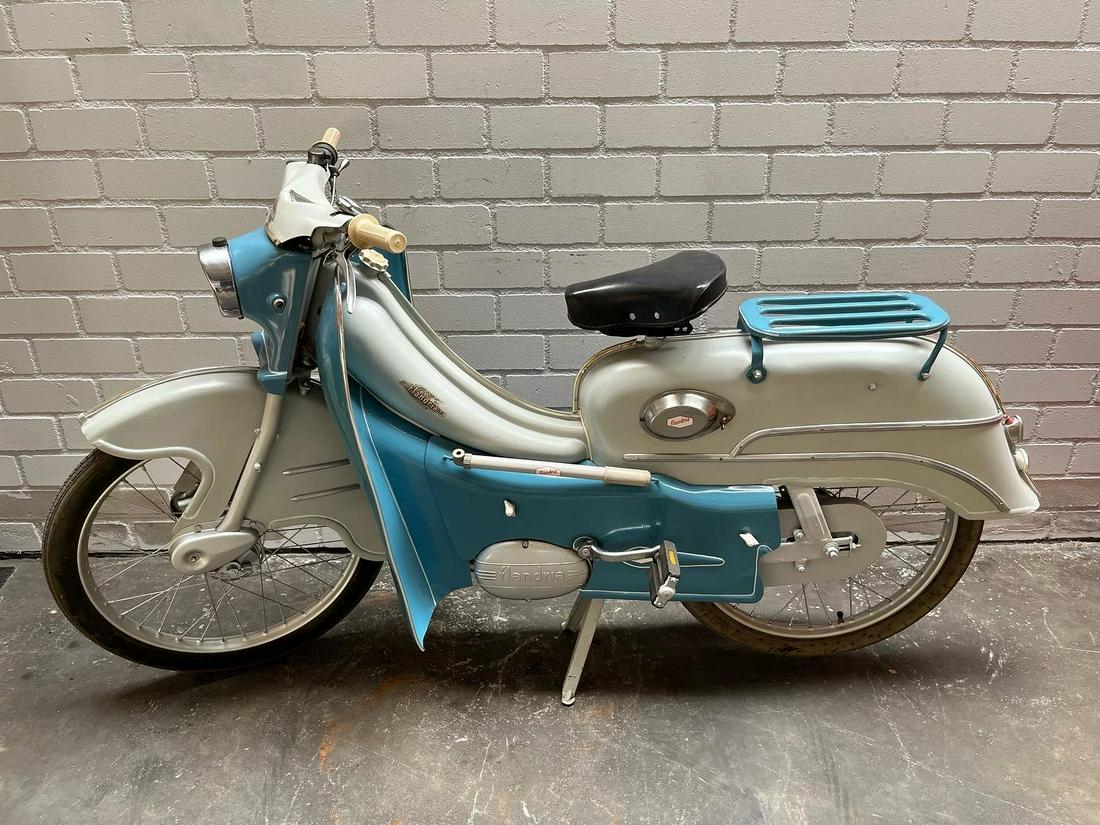 Vintage Flandria 49cc Moped ca. 1960s (1 of 10)
