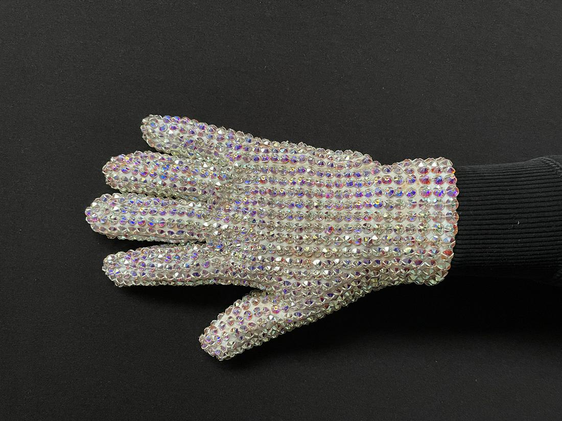 Michael Jackson Worn Crystal Swarovski Glove (1 of 20)