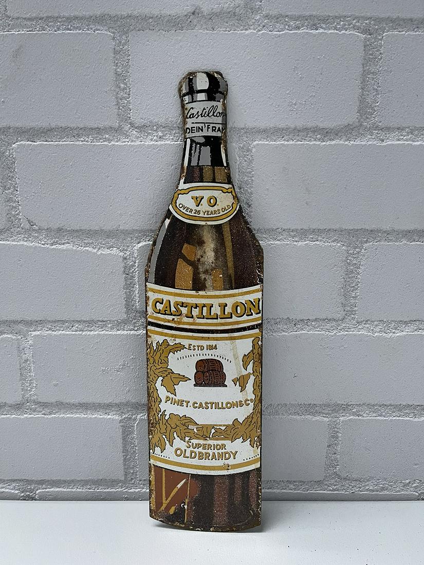 Castillon Bottle Shaped Enamel Sign: Castillon Bottle Shaped Enamel Sign. Height: 45 cm. Width: 12 cm. Depth: 1 cm. Condition: Fair. Location: The Netherlands, Tilburg.