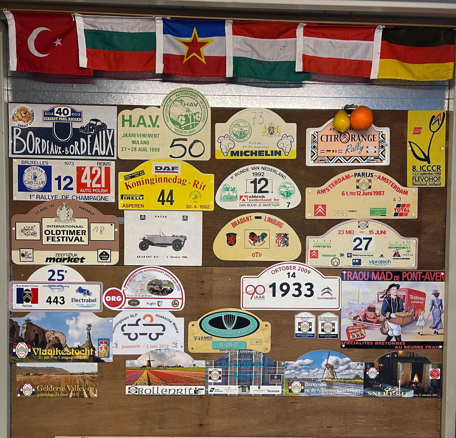 Lot of 24 Unique Rally Plaques 1973 - 2012 & 6 Flags (1 of 2)