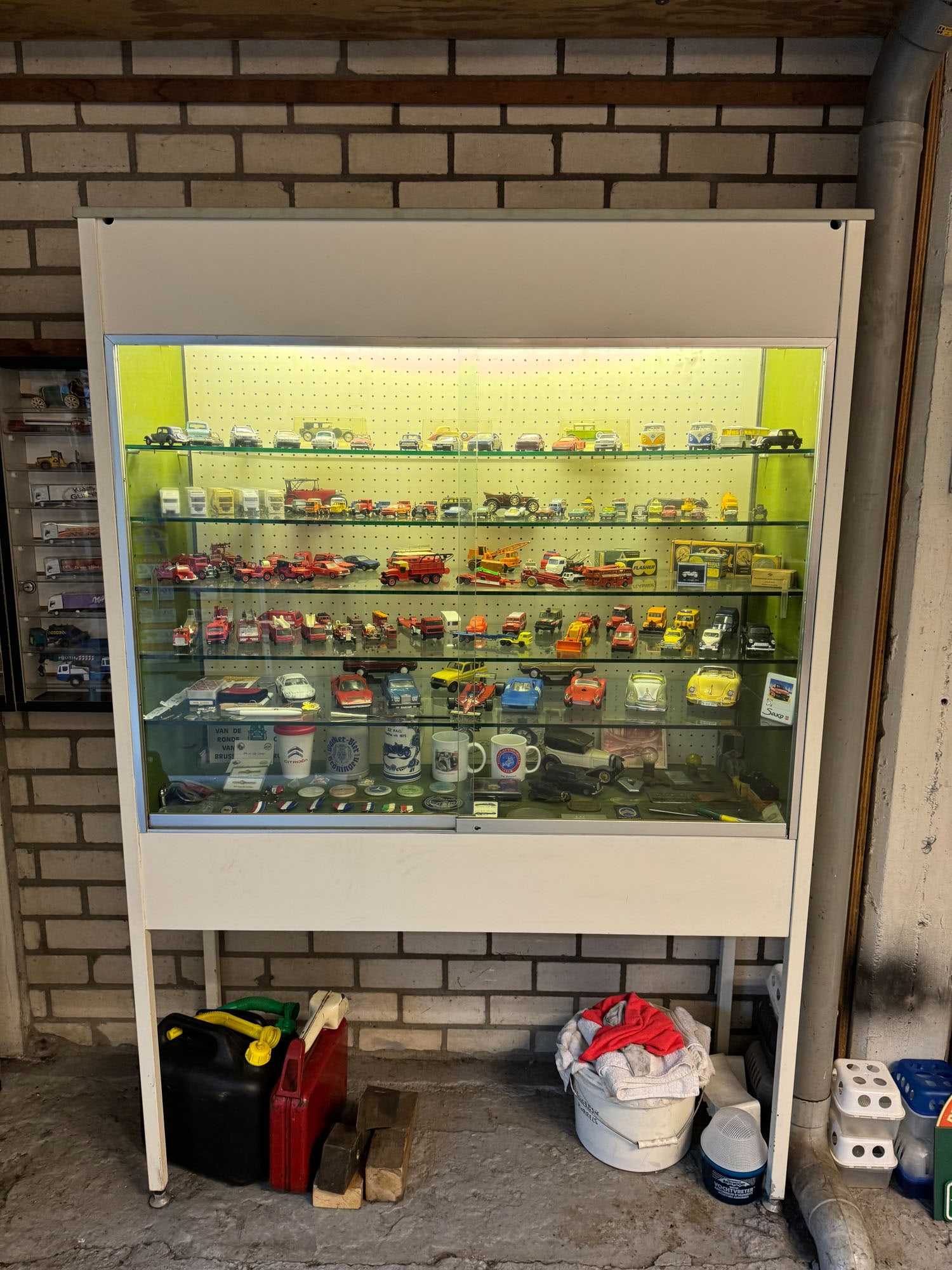 Sliding Door Display Case with Vehicle Scale Models & Automobilia Collectibles (1 of 7)