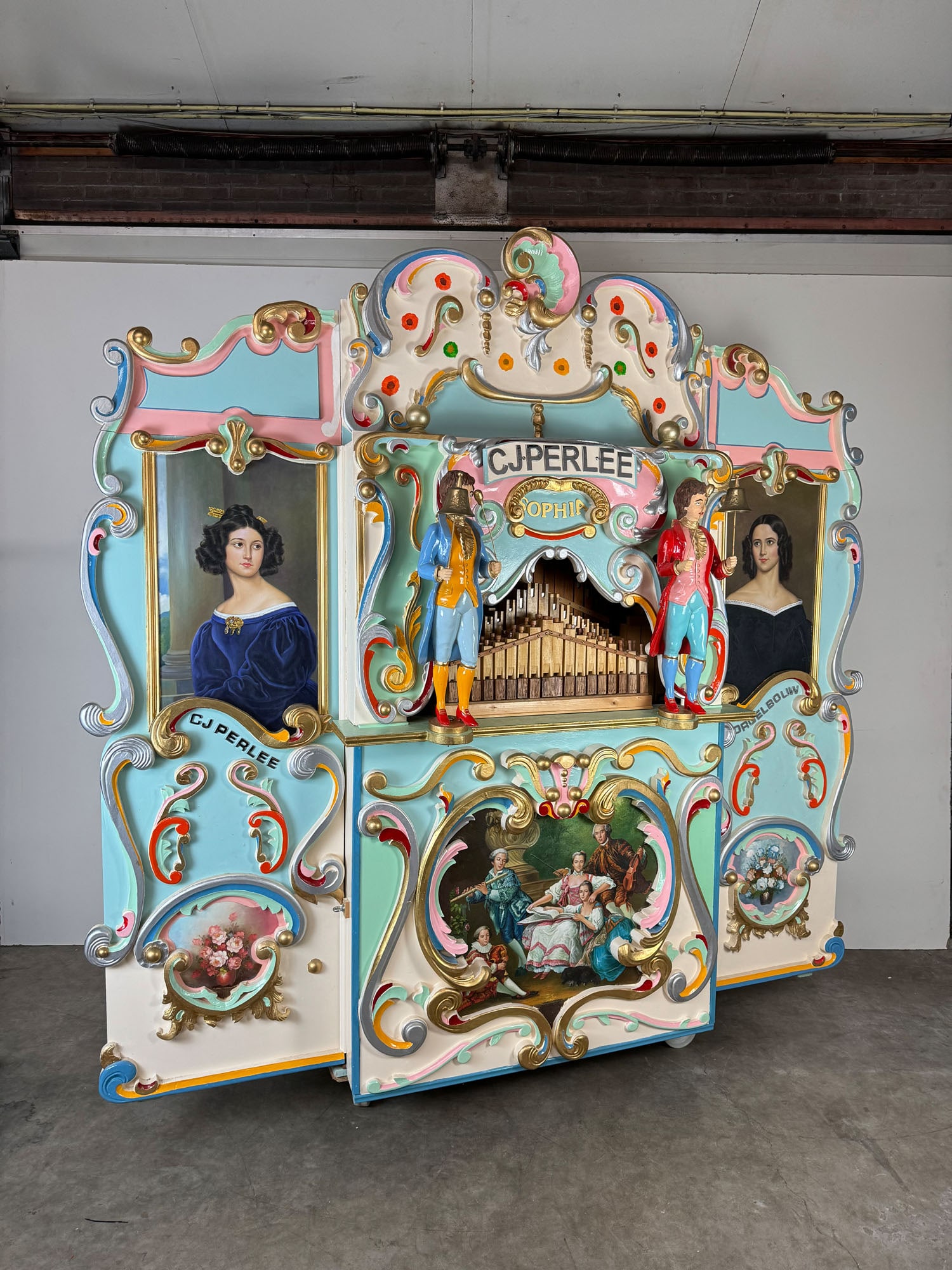 2022 C.J. Perlee Dutch 42-key Street Organ "Sophia": A Dutch C.J. Perlee 42-key Street Organ called "Sophia" built by Cor Perlee, son of the famous G. Perlee from Amsterdam. This is the very last organ built by C. Perlee before he passed away in Novembe