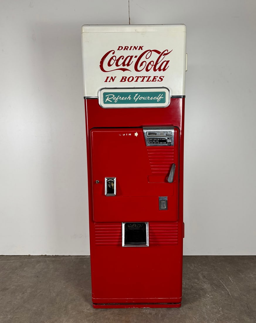 Coca-Cola Westinghouse WC 96 -1 1958 Vending Machine: Westinghouse WC 96 -1 1958 no mechanisme, working fridge. Dimensions (H x W x D): 190 x 65 x 53 cm. Location: The Netherlands.