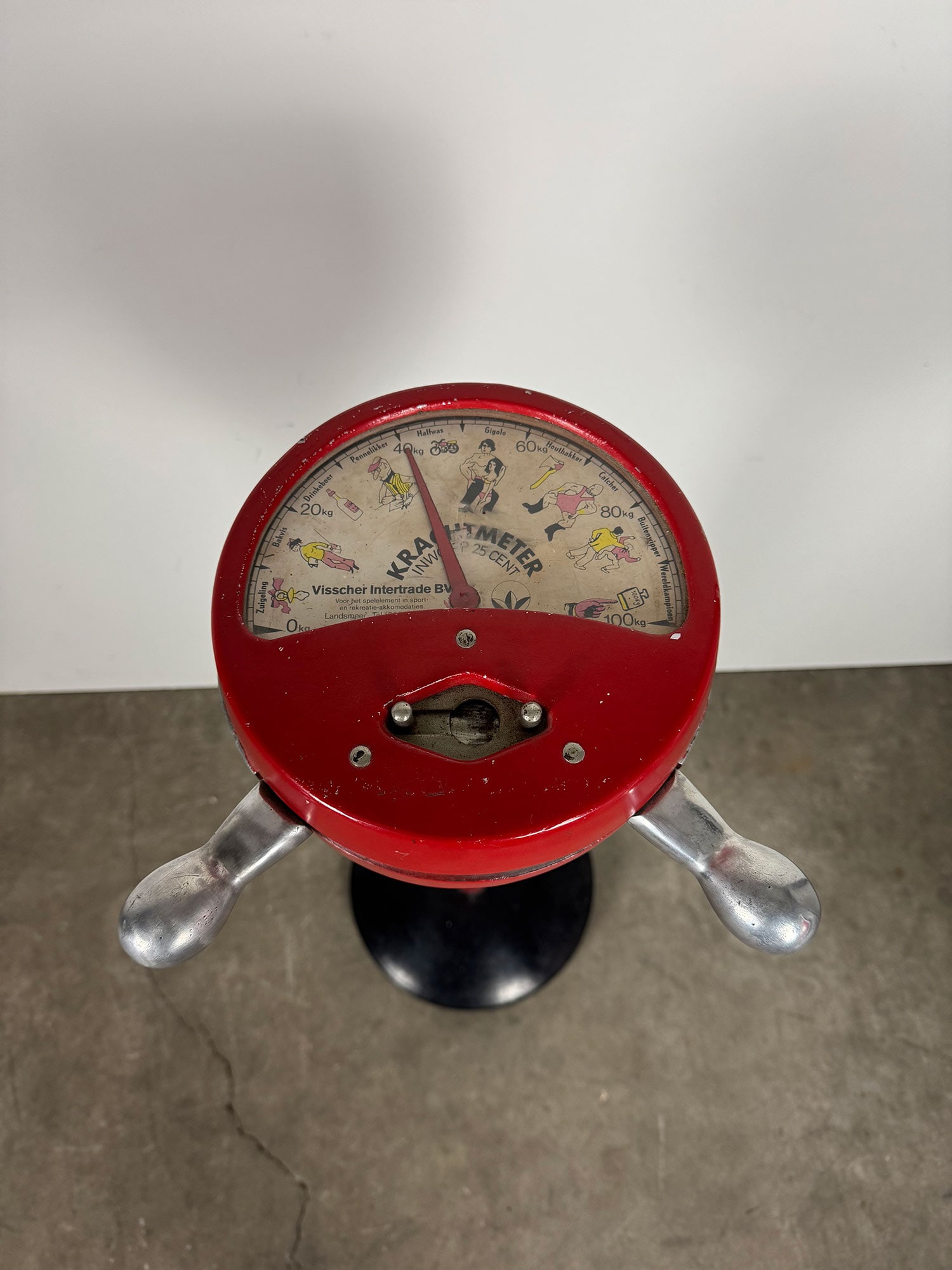 Dutch Krachtmeter Coin-Op Strength Tester Arcade: Dutch Krachtmeter Coin-Op Strength Tester Arcade. Operated by 25 cent coins. Working condition untested. Condition: Good. Location: The Netherlands, Tilburg.