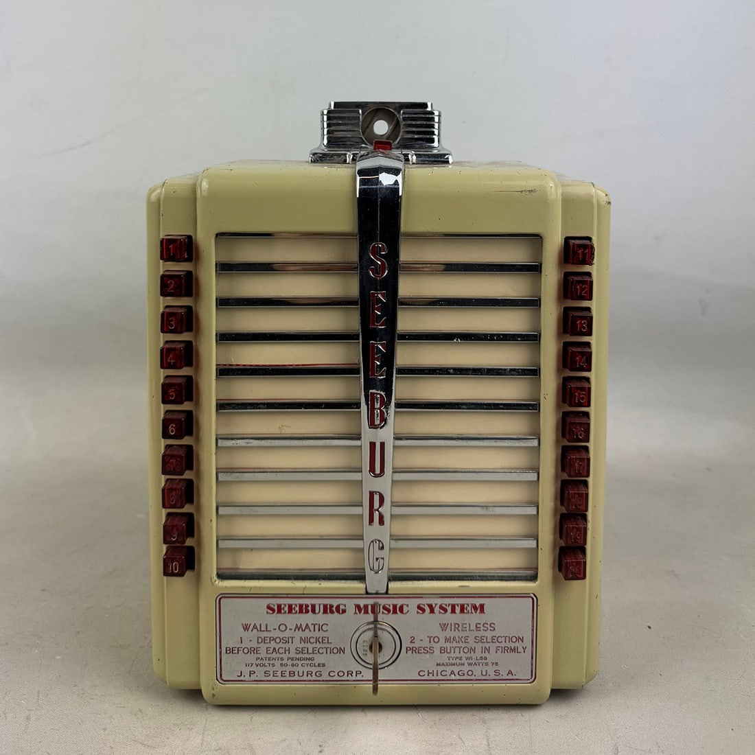 Seeburg W1-L56 Wireless Wallbox 1946-1948 (1 of 16)