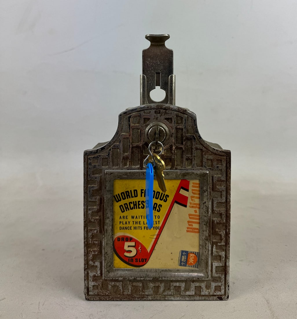 Monarch W-551 5 Cent Non-Selective Wallbox ca. 1934 (1 of 10)