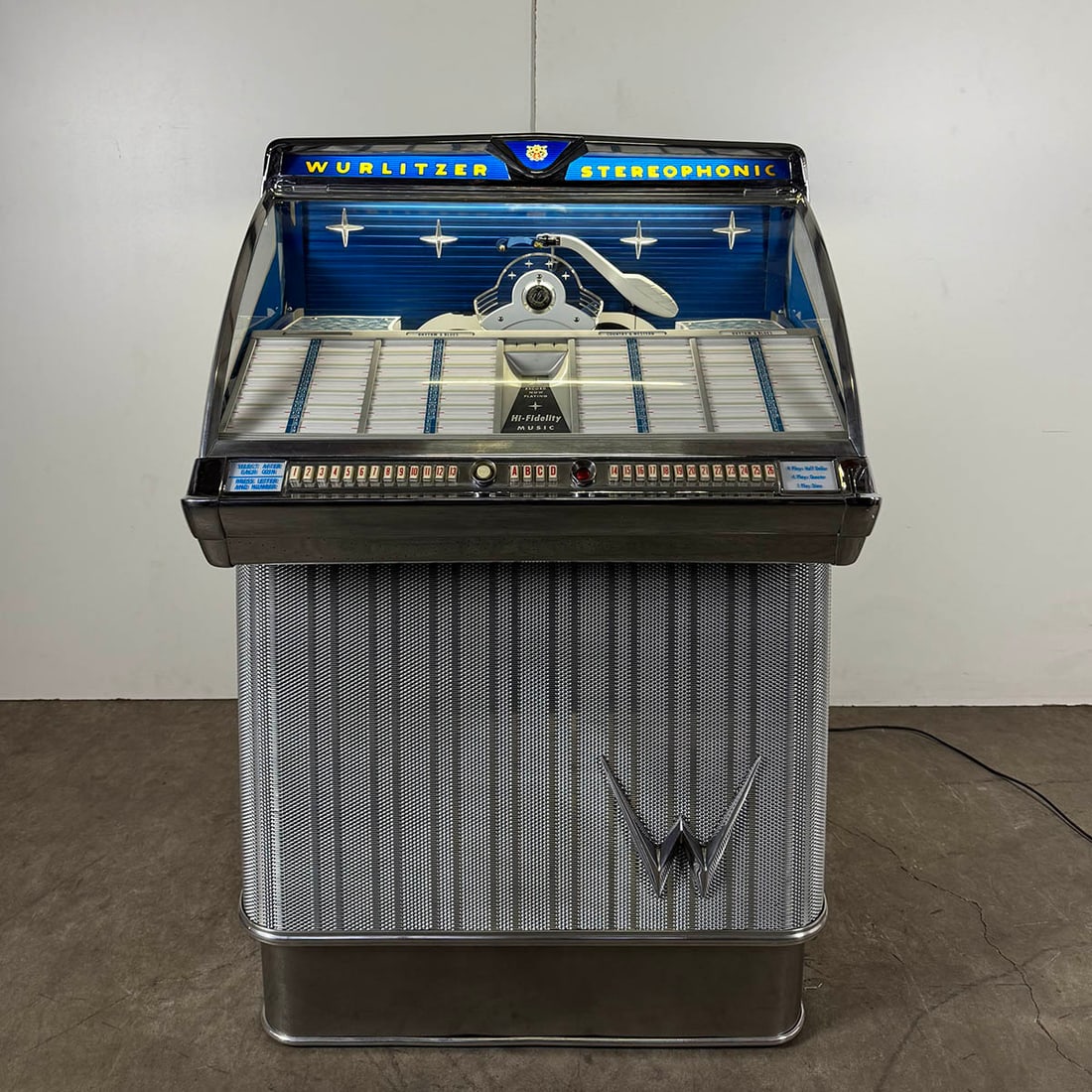 1959 Wurlitzer Model 2304S Stereo Jukebox (1 of 20)