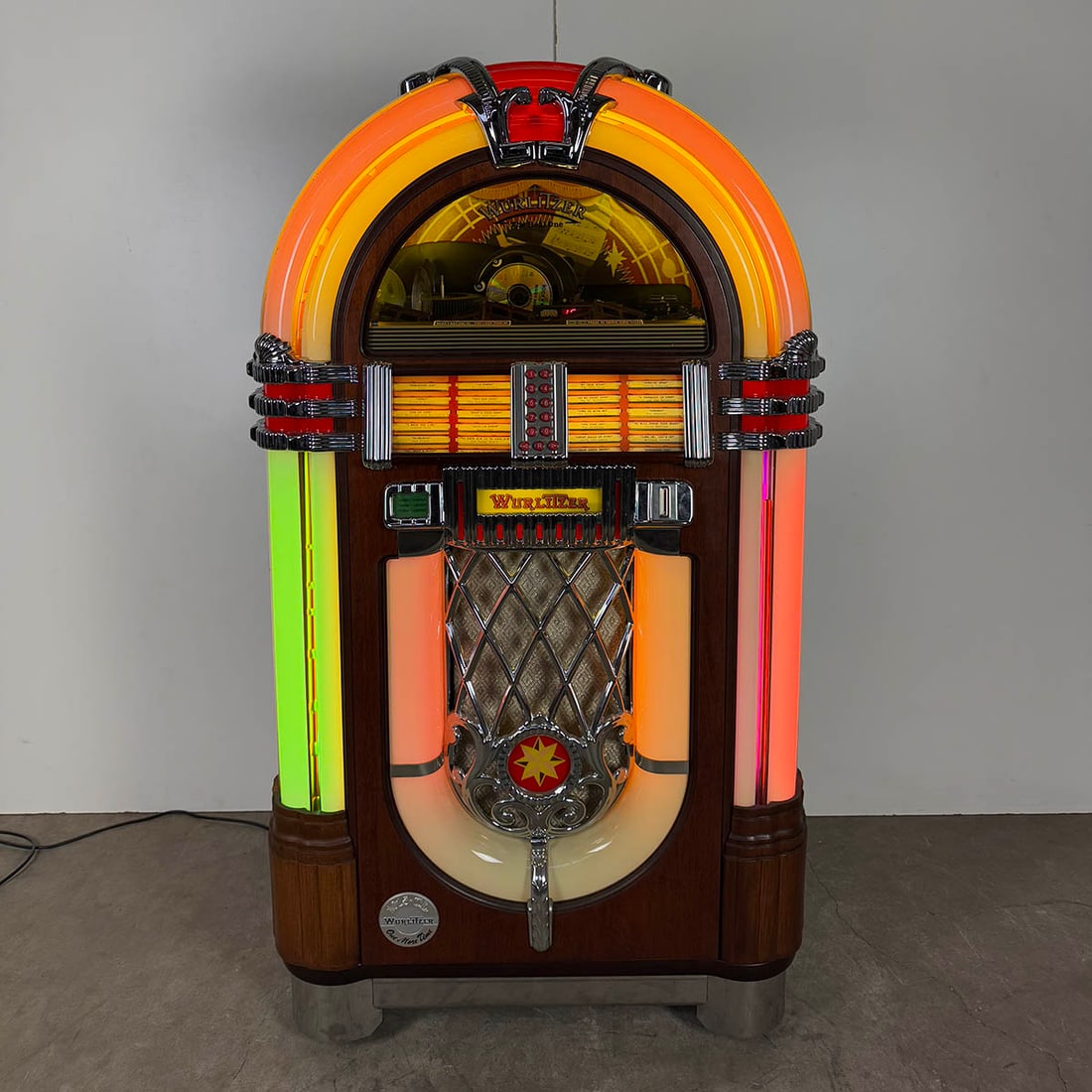 Wurlitzer 1015 OMT 100 CD Jukebox with Bubble Tubes 1987-2013 (1 of 18)
