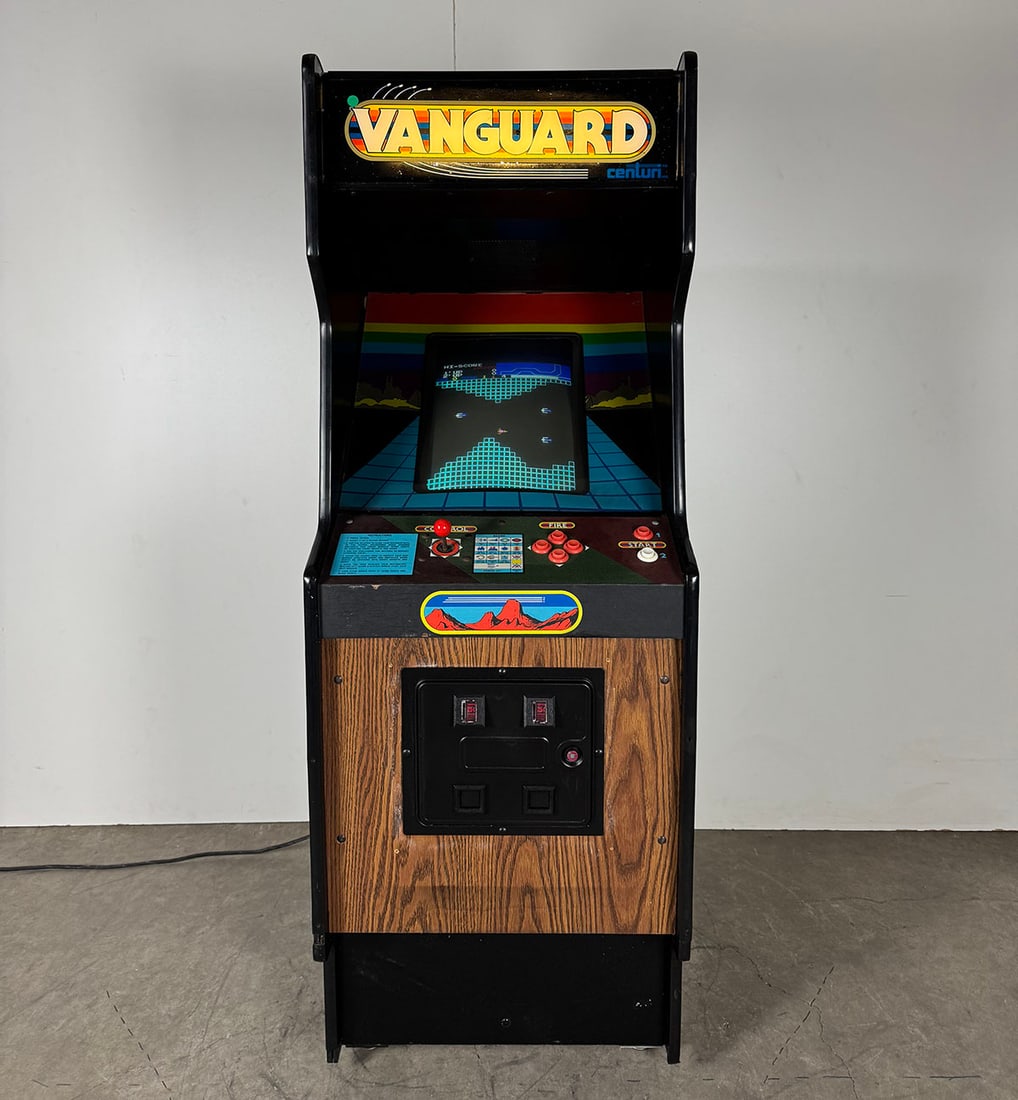 1981 Centuri Vanguard Scrolling Shooter Video Game Arcade (1 of 17)