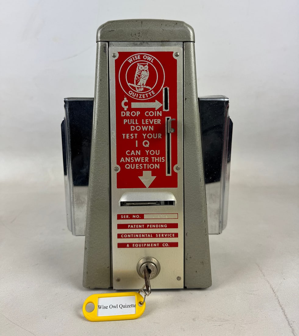 Continental Service & Equipment Co. 1 Cent "Wise Owl Quizette" with Napkin Dispensers ca. 1950 (1 of 15)