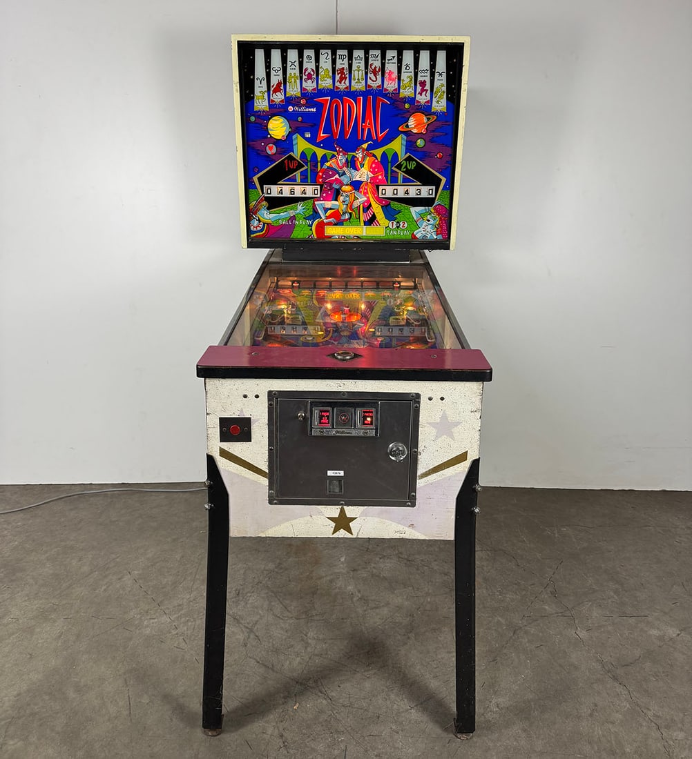 1971 Williams Zodiac Pinball Machine (1 of 17)