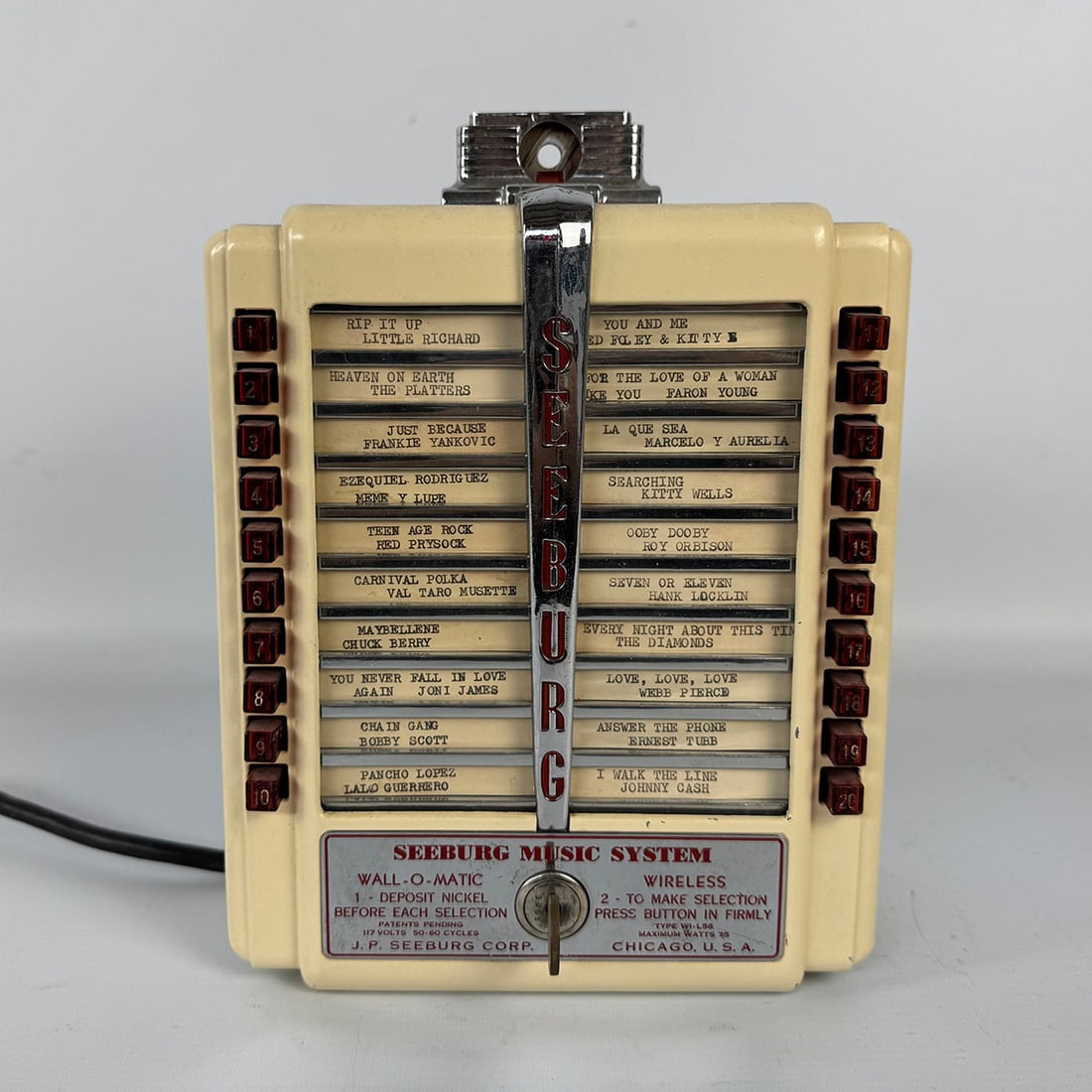 1946-1948 Seeburg Model W1-L56 Wireless Wallbox  (1 of 15)