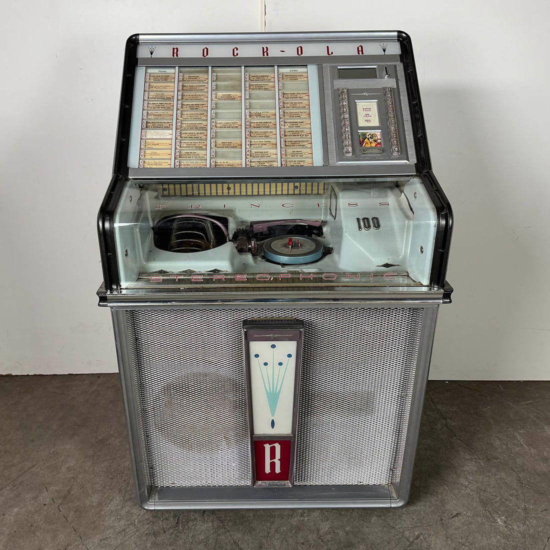1962 Rock-Ola Model 1493 "Princess" Jukebox (1 of 16)