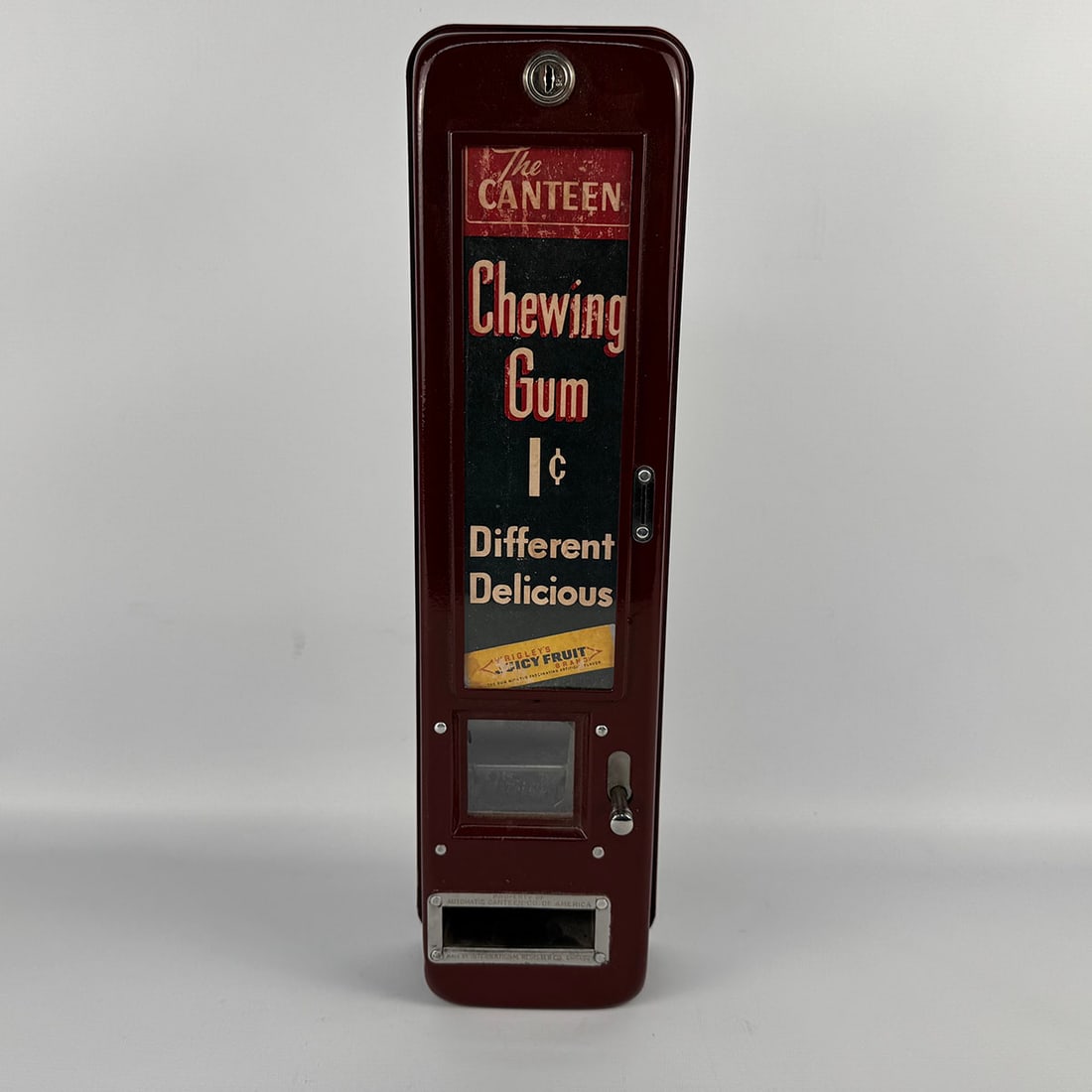 1940's International Register Co. "The Canteen" 1 Cent Chewing Gum Vending Machine (1 of 12)