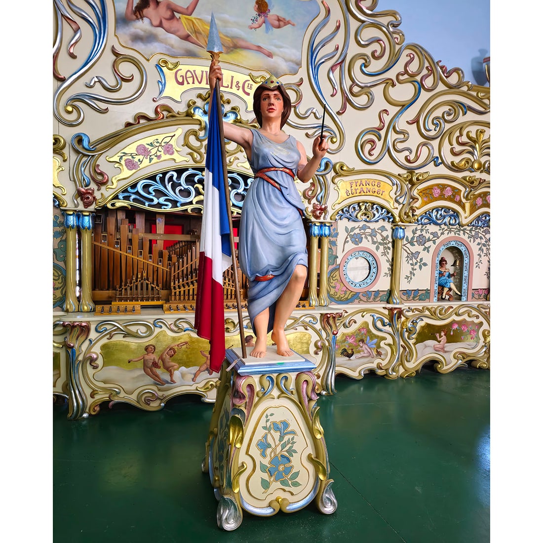 Gavioli 89-Key G4 Fairground Organ Wooden Central Conductor Figure Holding French Flag (1 of 16)