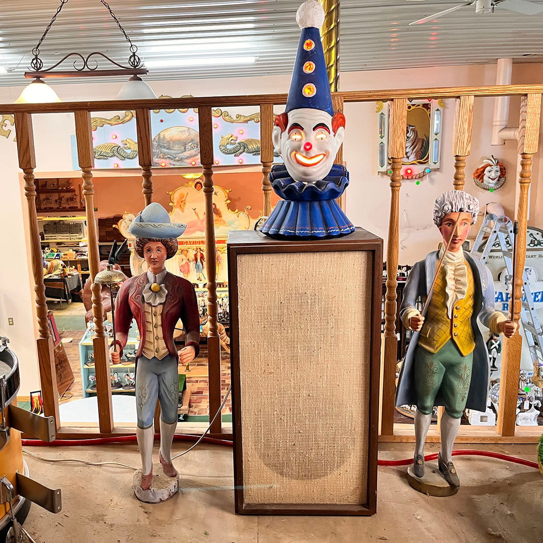 Lot of 2 Wooden Organ Figures, Plaster Clown Lamp and a KLH Model Twenty Speaker (1 of 18)