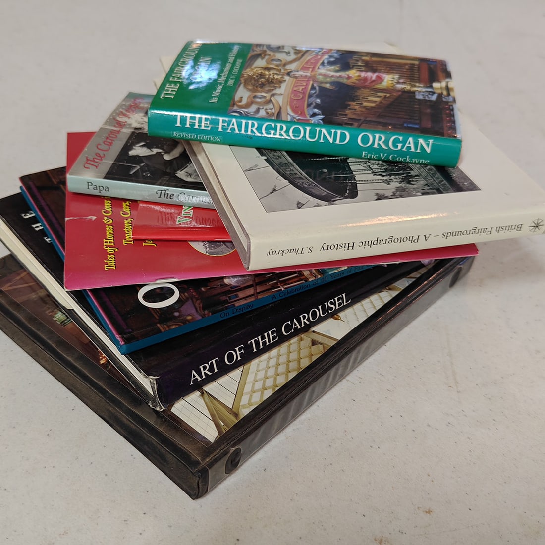 Lot of 8 Various Books/Booklets/Magazines (1 of 2)