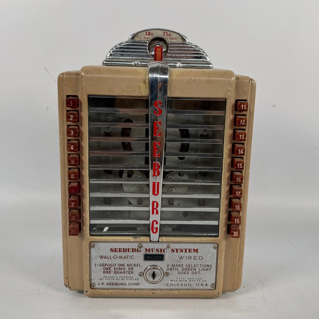 Seeburg W1-L56 "Wireless Wall-O-Matic" Wallbox (1946-1948) (1 of 10)