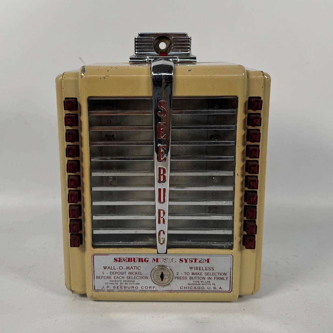 Seeburg W1-L56 "Wireless Wall-O-Matic" Wallbox (1946-1948) (1 of 11)