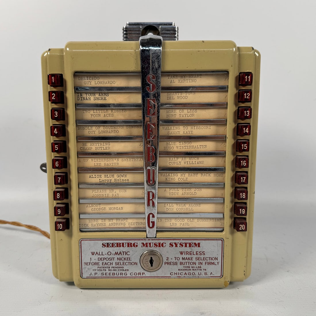 Seeburg W1-L56 "Wireless Wall-O-Matic" Wallbox (1946-1948) (1 of 12)