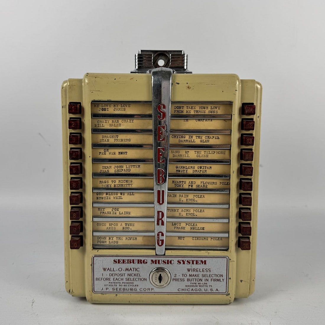 Seeburg W1-L56 "Wireless Wall-O-Matic" Wallbox (1946-1948) (1 of 12)