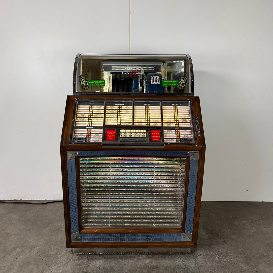 1972 Seeburg Model Esx100 H5 Jukebox