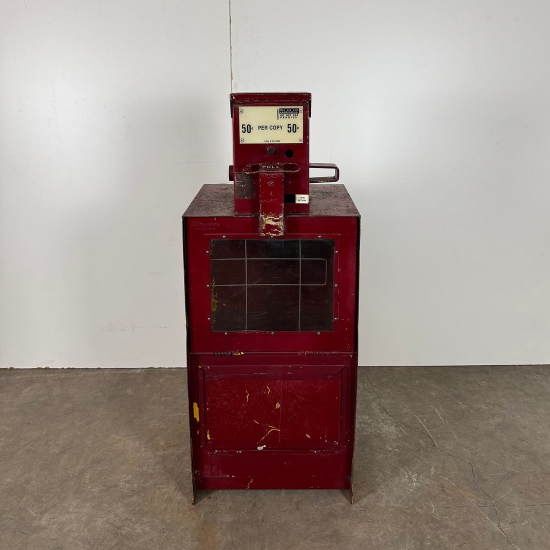 Vintage Kaspar "Sho-Rack" 50 Cent Newspaper Vending Machine, USA (ca. 1990) (1 of 11)