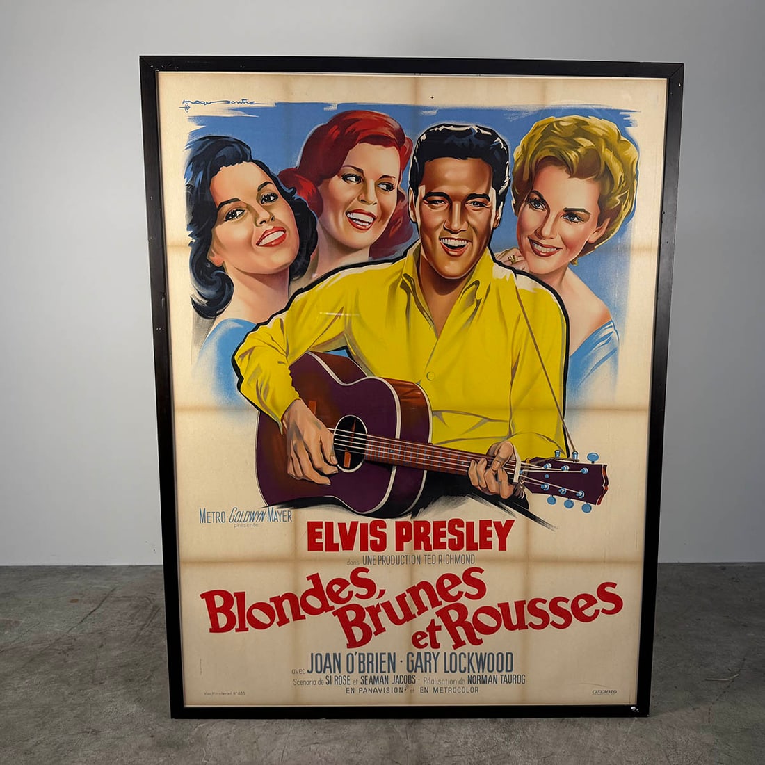 Framed Original Elvis Presley Movie Poster in French - "Blondes, Brunes et Rousses" ) (1 of 5)