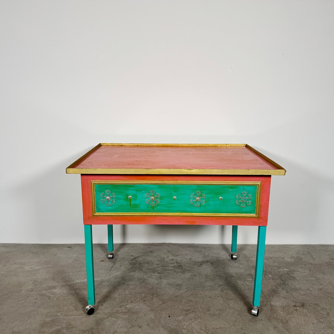 Foldable Wooden Fairground Table on Wheels (1 of 14)