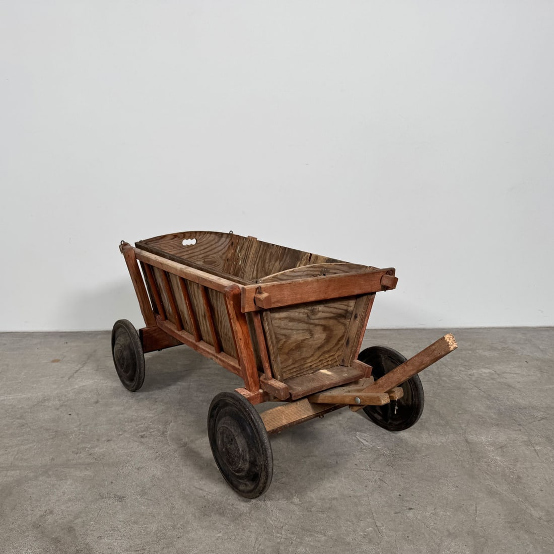 Small handcart with removable inner box (1 of 12)