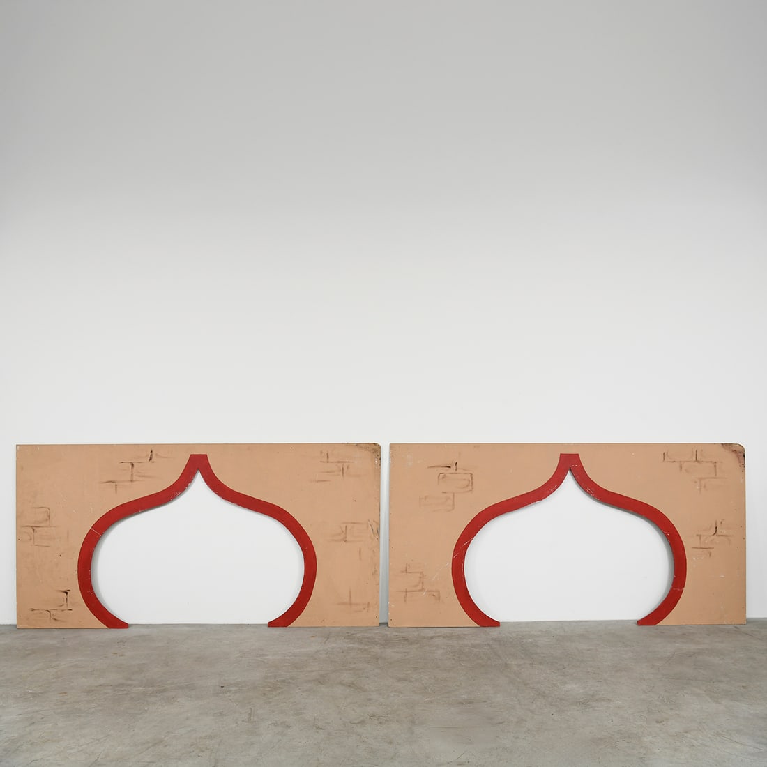 2 arches Oriental temple: Set of two decorative arch panels from an Oriental temple–style attraction or stage decoration. Painted wooden panels featuring stylized temple arch shapes, suitable for fairground scenery, theatre