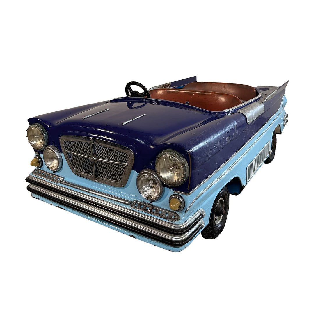 1962 Autopede Dodge Carousel Car: The 1962 Autopede Dodge carousel car, built from 1962-1972, is designed as a combination of all Dodge released car models in the early 1960s. By extending the trunk, this Dodge was ideally suited for