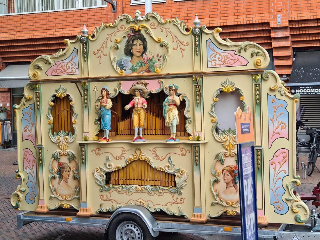 52 Key Street Organ "Louise" with MIDI (1 of 5)