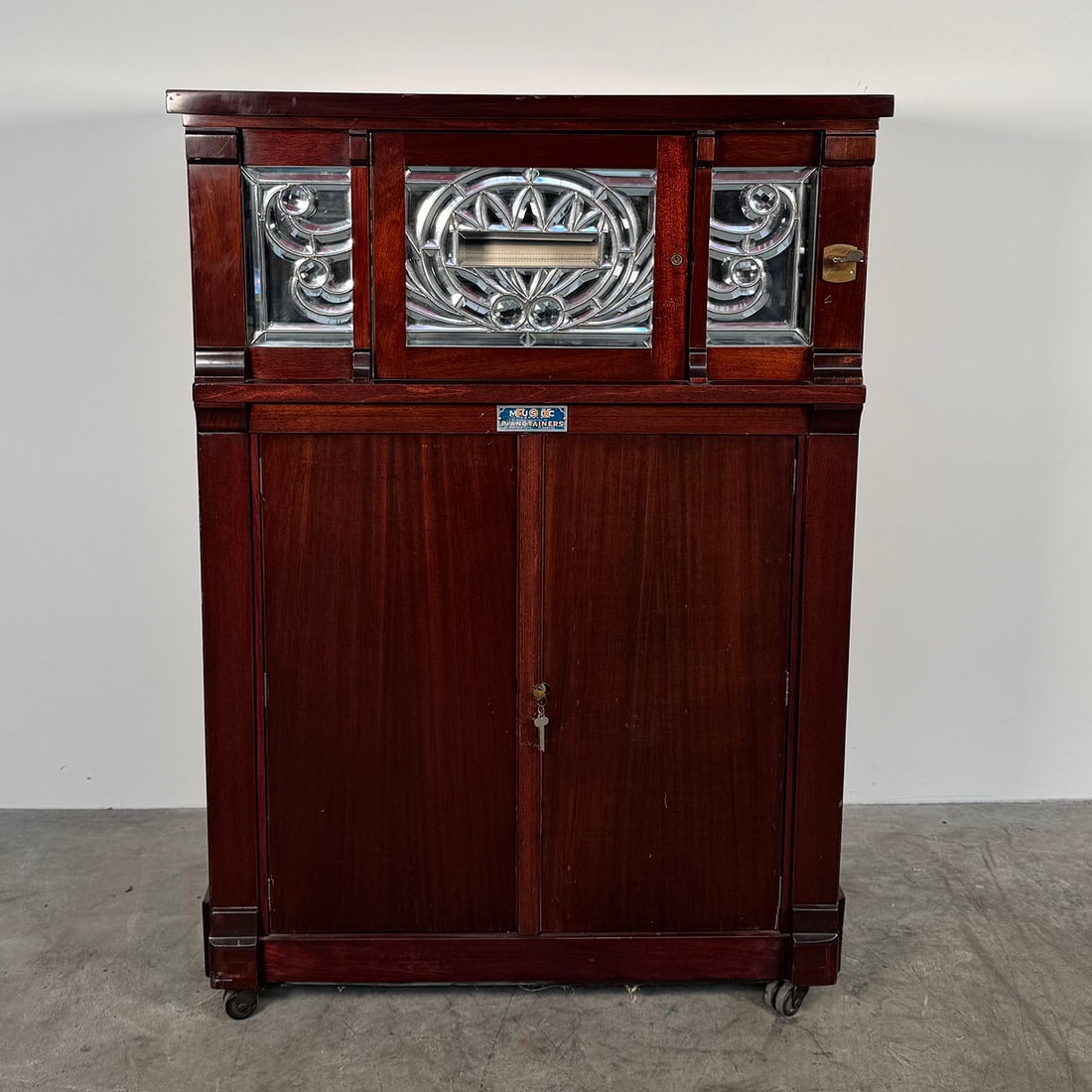 Fox Music Co. Pianotainer Nickelodeon (ca. 1920s) (1 of 17)