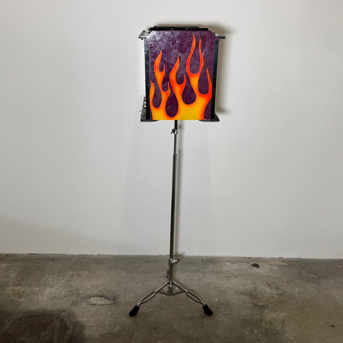 MAK Magic "Murder Inc." Dagger Head Chest Illusion: MAK Magic "Murder Inc." dagger head chest illusion. Good visual condition showing wear. See our provided video link for an example of how this kind of an illusion is performed. Dimensions of just the