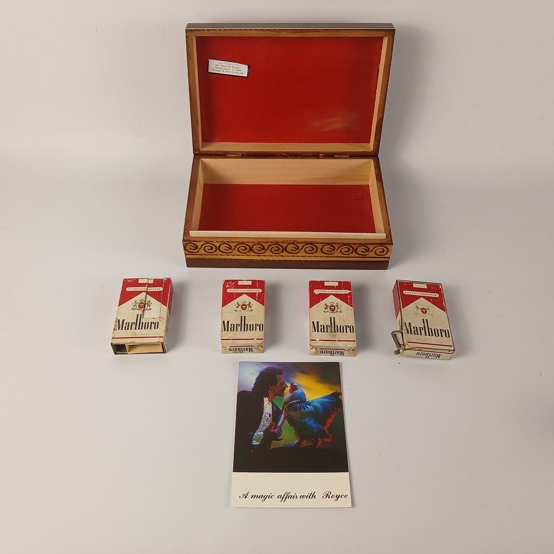 Multiplying Marlboro Cigarette Manipulation Magic Trick (Late 1960s-1970s) from the Royce Collection: Multiplying Marlboro cigarette manipulation magic trick (late 1960s-1970s) from the Royce collection. This magic trick was a present to Royce from his magic teacher - Henk Vermeyden. It comes in a nic