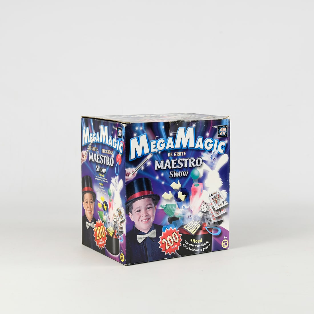 Mega Magic: The Great Maestro Show (new): Magic set including a magician’s hat and various classic magic props such as cards, cups, balls and other accessories. Includes instructions for up to 200 magic tricks, ideal for beginners and young