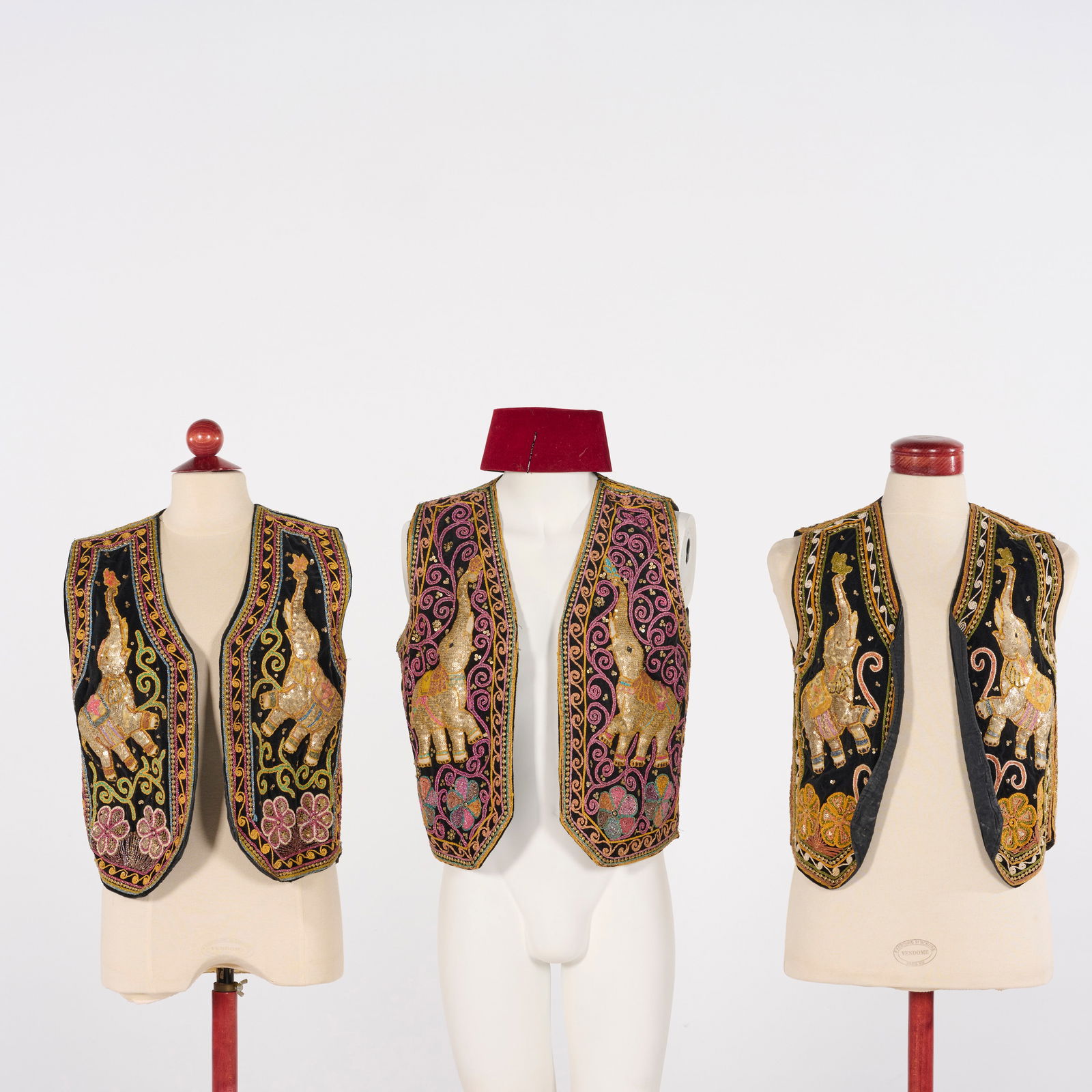 Set of 3 Original Thai Elephant Motif Embroidery Vests from the Royce Collection (1999): Set of 3 Original Thai Elephant Motif Embroidery Vests from the Royce Collection (1999). Please use our provided images to judge the condition. Location: The Netherlands, Tilburg.