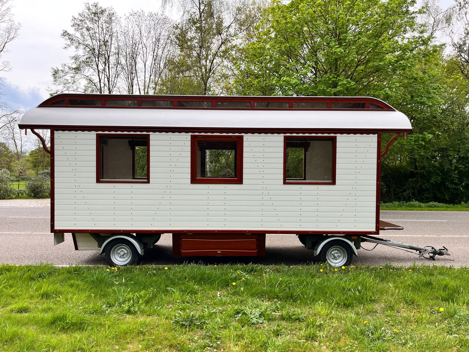 6 Meter Long Gypsy Wagon with the Famous Raised 'Cuckoo' Roof (ca. 2018) - 2