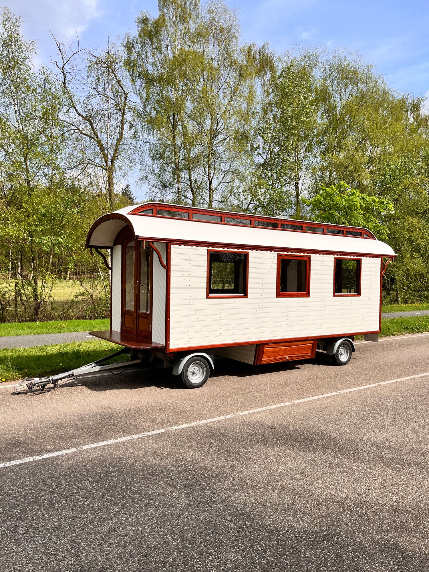 6 Meter Long Gypsy Wagon with the Famous Raised 'Cuckoo' Roof (ca. 2018) - 4