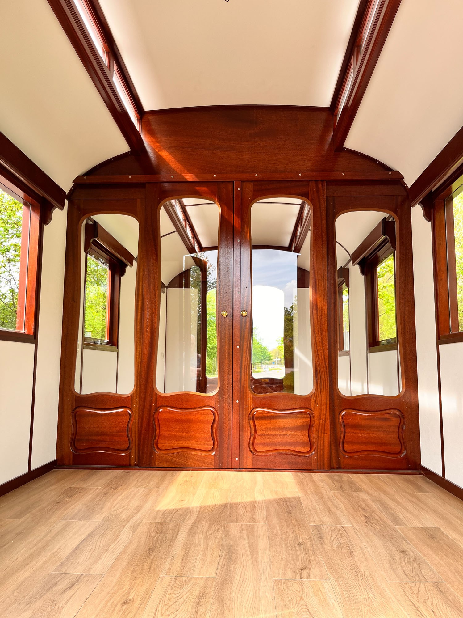 6 Meter Long Gypsy Wagon with the Famous Raised 'Cuckoo' Roof (ca. 2018) - 9