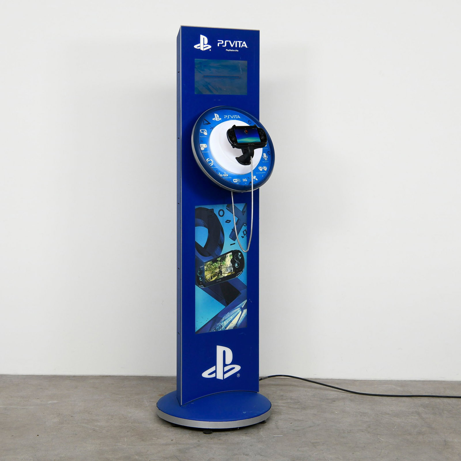 Sony PlayStation Vita Interactive Display Kiosk (1 of 12)