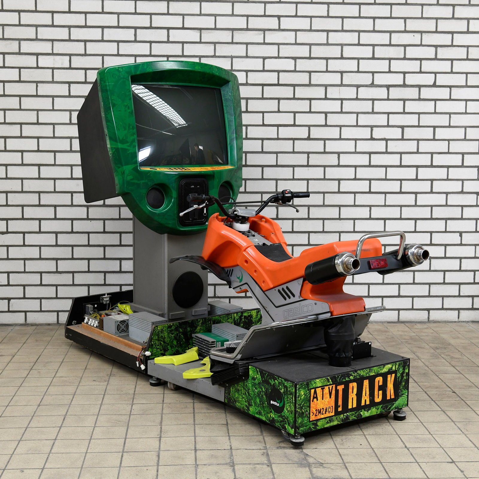 ATV Track Gaeleco Arcade Game Parts(2002) (1 of 18)
