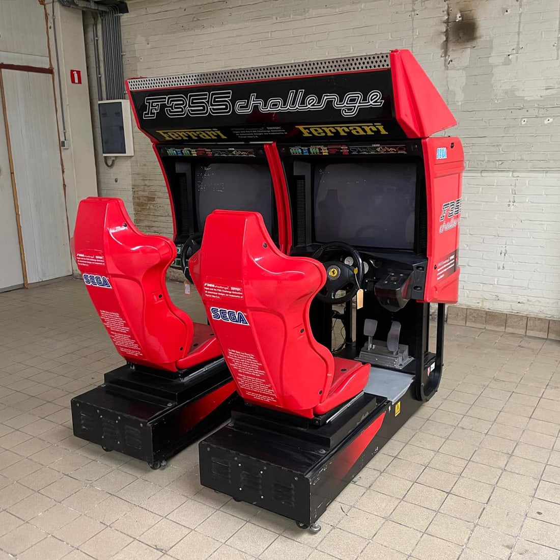 Ferrari F355 Challenge Twin Arcade Game Sega (1999) (1 of 13)